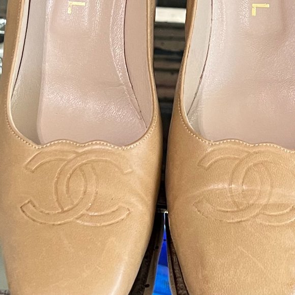 Authentic Vintage Chanel leather heels taupe/nude - Picture 6 of 11